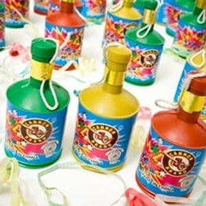 Eco-Friendly Tissue Paper Confetti in Party Popper