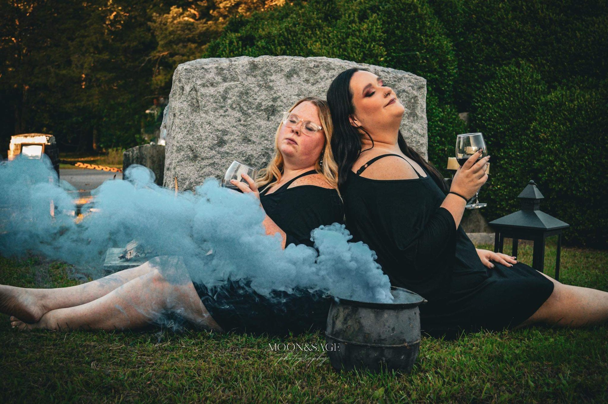 Elevate Your Halloween Photoshoots with Smoke Bombs: The Ultimate Guide for Spooky, Spectacular Shoots