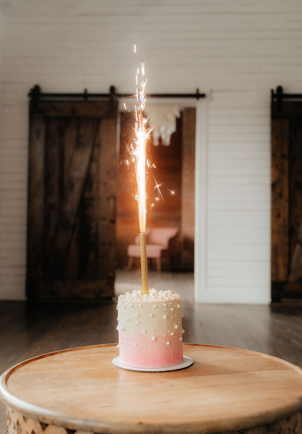 Bulk Cake & Bottle Sparklers – Wholesale for Restaurants, Bars & Nightclubs